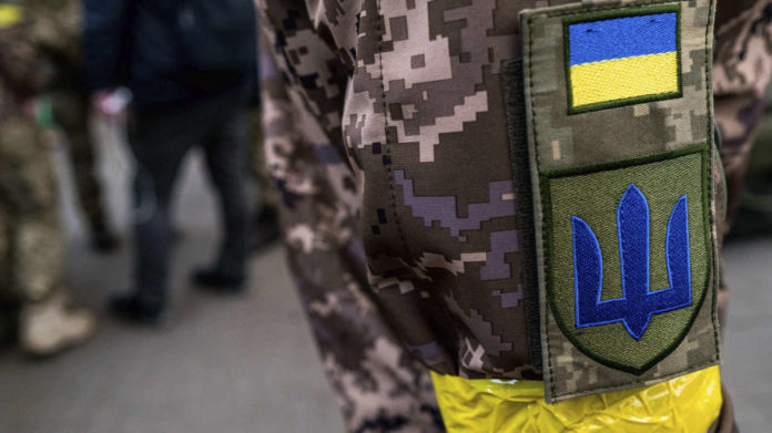 Мобилизацию в Украине продлили до августа: кто подлежит призыву в следующей волне