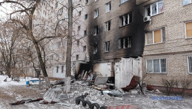 Враг штурмует Луганщину, обстреливает линию фронта и юг Украины - сводка ОВА