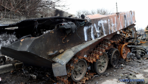 Захватчики тратят около $900 миллионов в день на войну в Украине – Newsweek