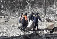 В результате авиаудара рф по общежитию в Чернигове погибли трое детей и их родители (фото, видео)