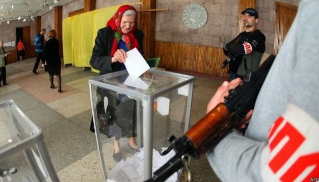 На Луганщине организаторы псевдореферендума сдали больше бюллетеней, чем людей в области