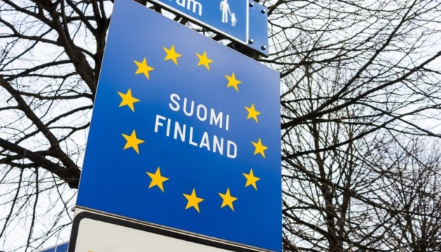 Финляндия с сегодняшнего дня закрыла границы на въезд для российских туристов