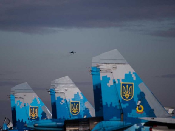 Украинская авиация уничтожила до 20 единиц техники и опорный пункт оккупантов