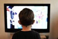 Почему детей нельзя успокаивать телевизорами