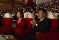 Лидер КНДР Ким Чен Ын впервые за 5 месяцев появился на публике с женой