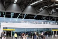 Аеропорт Праги відмовився оголошувати рейси з України російською
