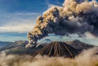 На Курилах проснулся вулкан Эбеко
