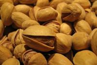 В импортных орехах, которые должны были поступить в продажу в Киеве, обнаружен смертельный яд
