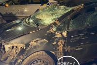 У Києві зіткнулися три авто та трактор: є постраждалі.