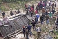Автобус сорвался с шоссе в Непале, погибли 7 человек