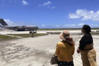 Землетрясение на Тонга: Австралия отправила три самолета помощи с водой и едой