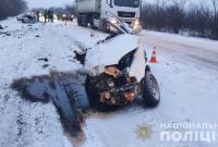 На Миколаївщині машину розірвало навпіл у ДТП
