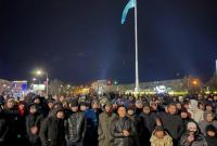 Протесты в Казахстане: погибли 18 силовиков, задержаны 2 298 митингующих