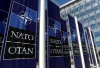 НАТО готово выслушать предложения России по безопасности. Но консультируясь с Украиной