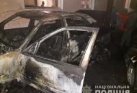 Из-за ревности: в Киевской области мужчина сжег машины двух знакомых своей жены