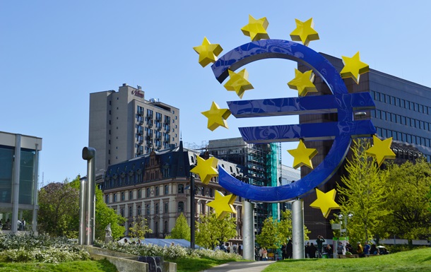 Евростат: инфляция в Еврозоне снижается
