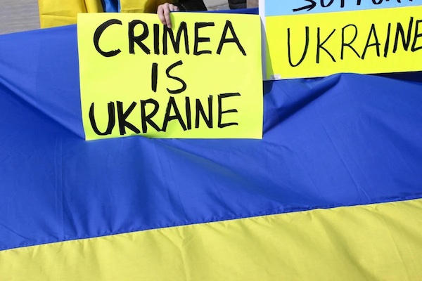 Над Крымом якобы сбили 6 беспилотников