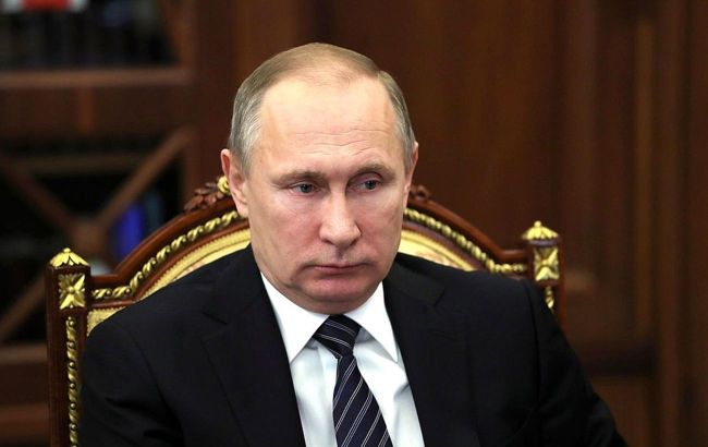 Путин пожаловался на угрозу власти РФ