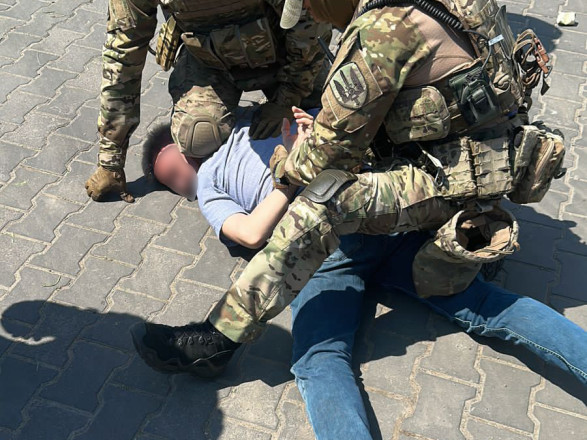 Полиция задержала начальника отдела Одесской таможни за вымогательство и получение взятки