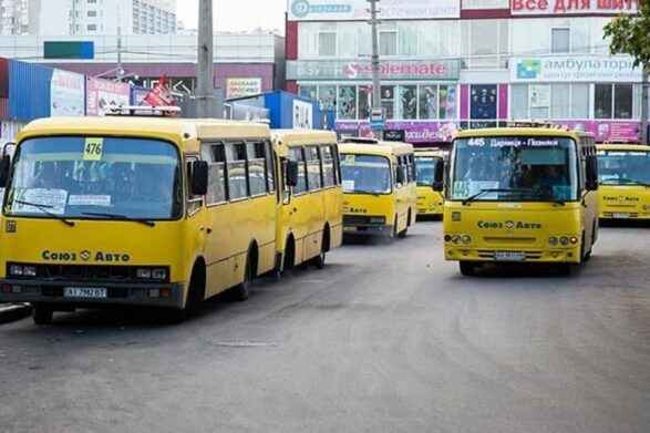 В Киеве станет меньше маршруток: столичные перевозчики не прошли проверки