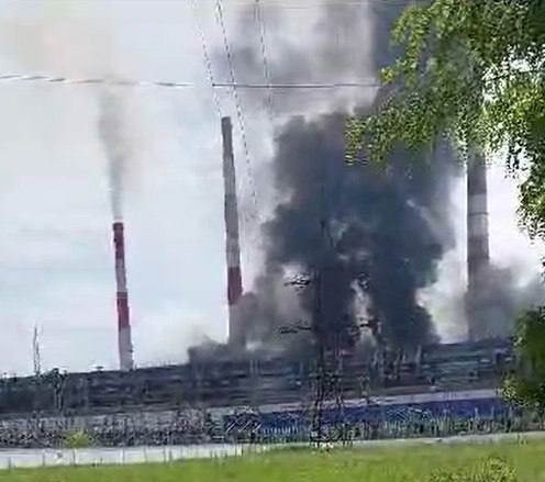 Вся крыша в огне: в ростовской области рф горит электростанция