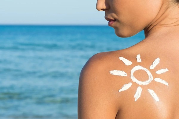 Как правильно выбрать солнцезащитный крем: важные ответы на вопросы