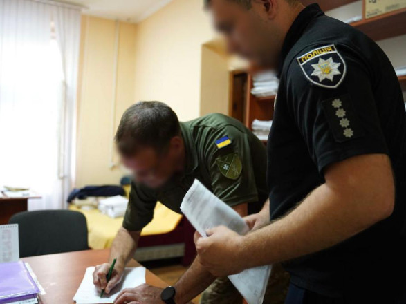 После избиения женщины в Ужгороде работника ТЦК увольняют из рядов ВСУ - Минобороны