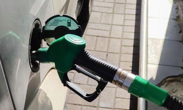Кабмин предлагает повысить акцизы на топливо: заправляться станет дороже