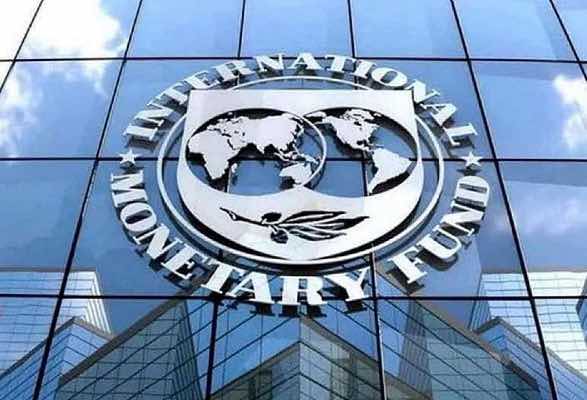 Украина получит 2,2 млрд долларов от МВФ