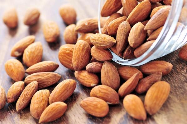 Включайте в рацион: диетолог назвала лучшие орехи с высоким содержанием белка