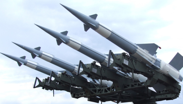 Баллистические ракеты и почти 20 "Шахедов": силы ПВО уничтожили все вражеские цели