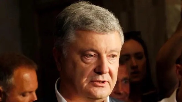 СНБО ввел санкции против Порошенко, - источники