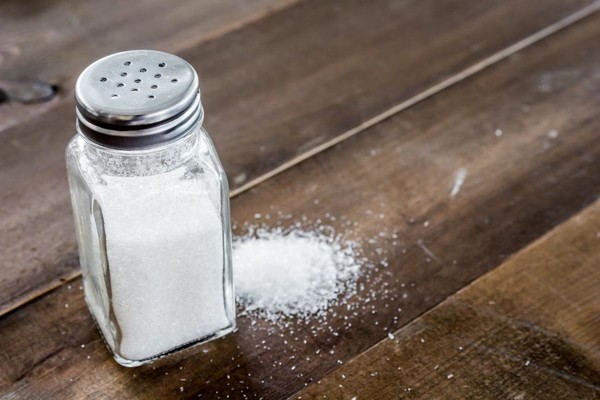 Что происходит с вашим телом, когда вы едите слишком много соли
