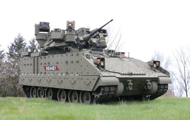 M2A4E1 Bradley