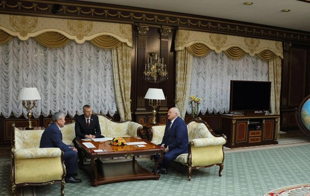 Лукашенко впервые "засветил" Орешник - СМИ