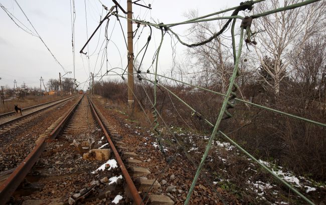 Партизаны в Мелитополе подорвали поезд, который ежедневно возил россиянам топливо и боеприпасы