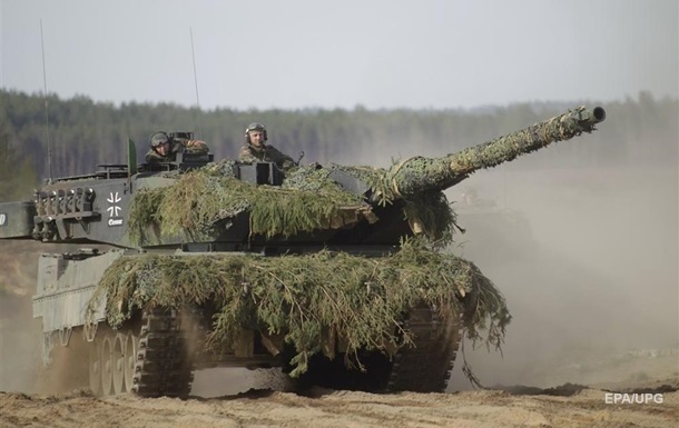 В Польше рассказали, когда Украина получит следующую партию танков Leopard