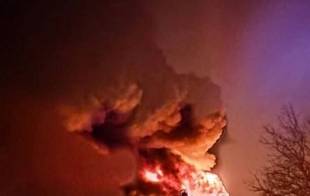 В Киеве прозвучала серия взрывов: что известно
