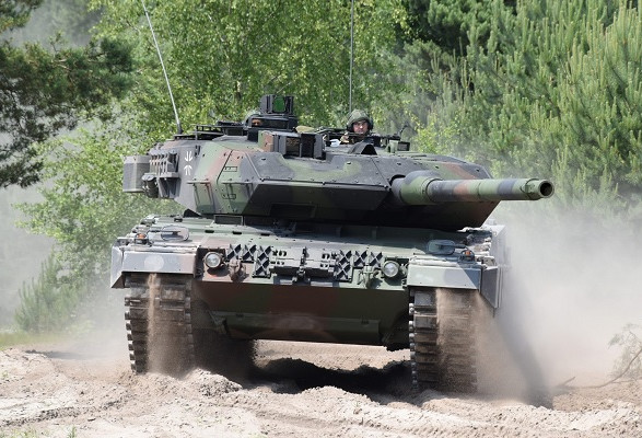 El Pais узнало, когда Испания передаст Украине танки Leopard 2
