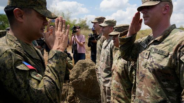 Филиппины объявили о наличии еще четырех военных баз, которые могут быть использованы американскими войсками