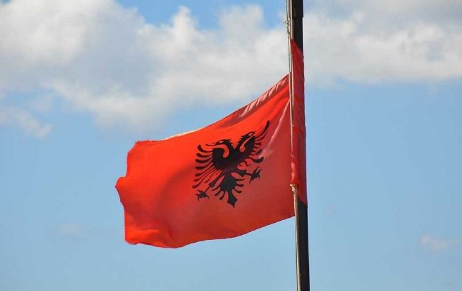 В Албании прошли массовые протесты. Пытались штурмовать здание парламента