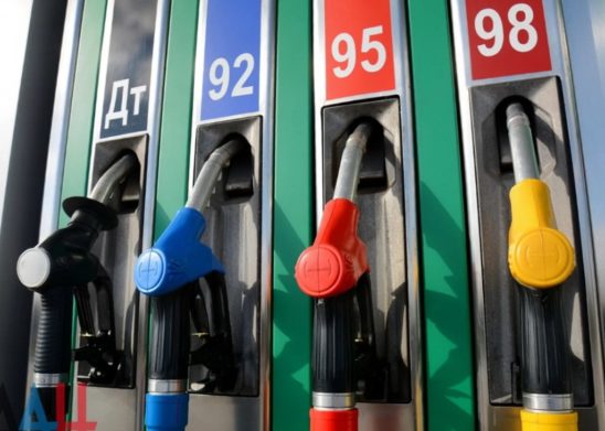 В Україні впали ціни на бензин, дизель і автогаз: чому та як надовго
