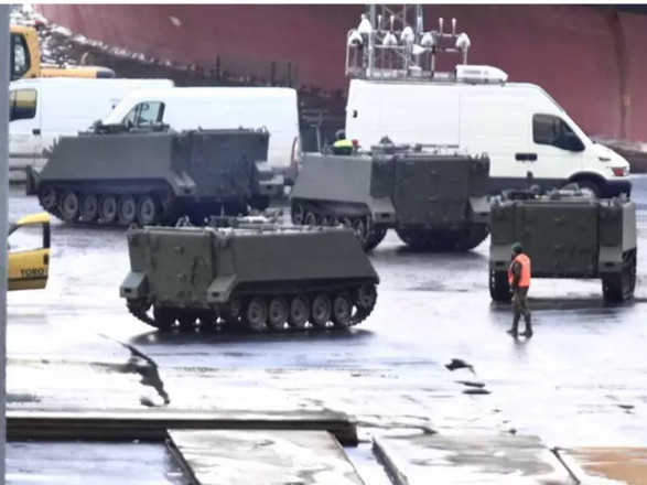В Испании погрузили на судно бронетранспортеры M113 для Украины - СМИ