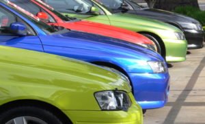 У 2023 році українці купили майже 712 000 б/в автомобілів